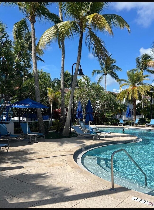 Building Photo - 20931 NE 30th Ct