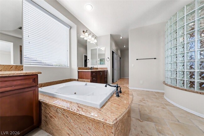 Building Photo - 9536 Bella Di Mora St