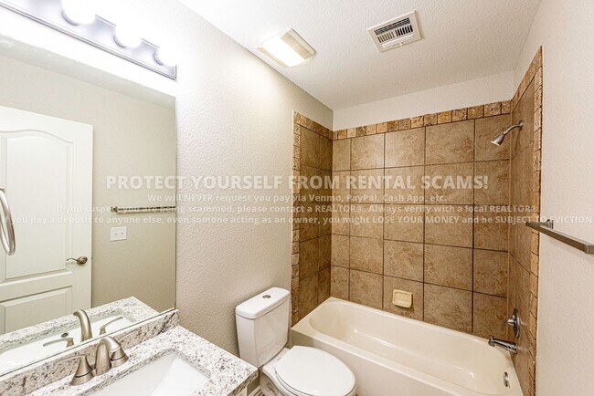 Building Photo - 758 W Breeze Cove