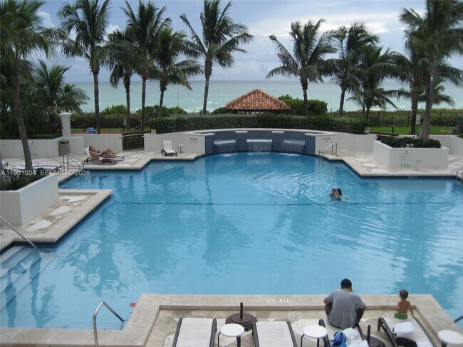 Building Photo - 4779 Collins Ave