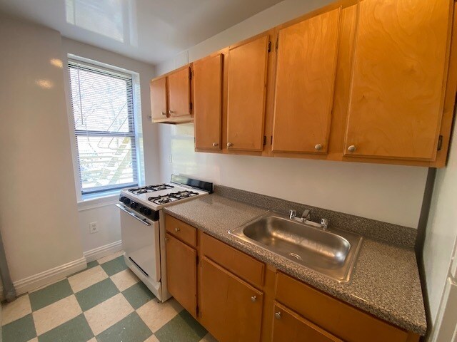 Building Photo - 4660 Manhattan College Pkwy