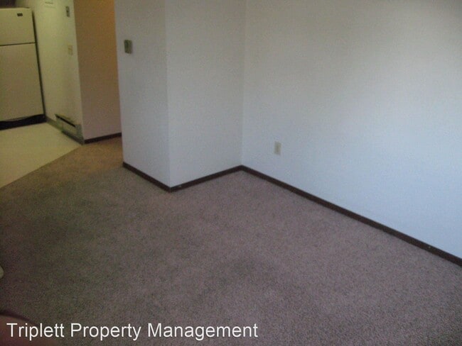 Building Photo - 133 Beedle Dr