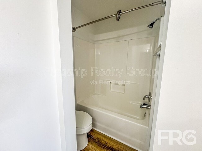 Building Photo - 5170 Deveron St