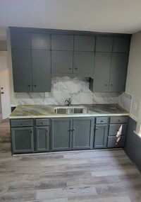 Building Photo - 1790 Welch Ave