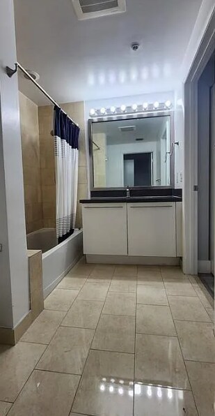 Building Photo - 90 SW 3rd St