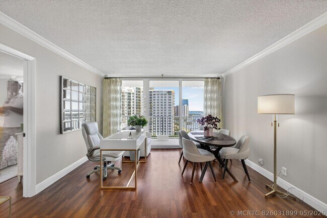 Building Photo - 1801 S Flagler Dr