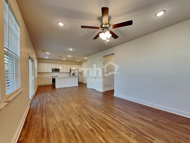 Building Photo - 8331 Merlin Dr