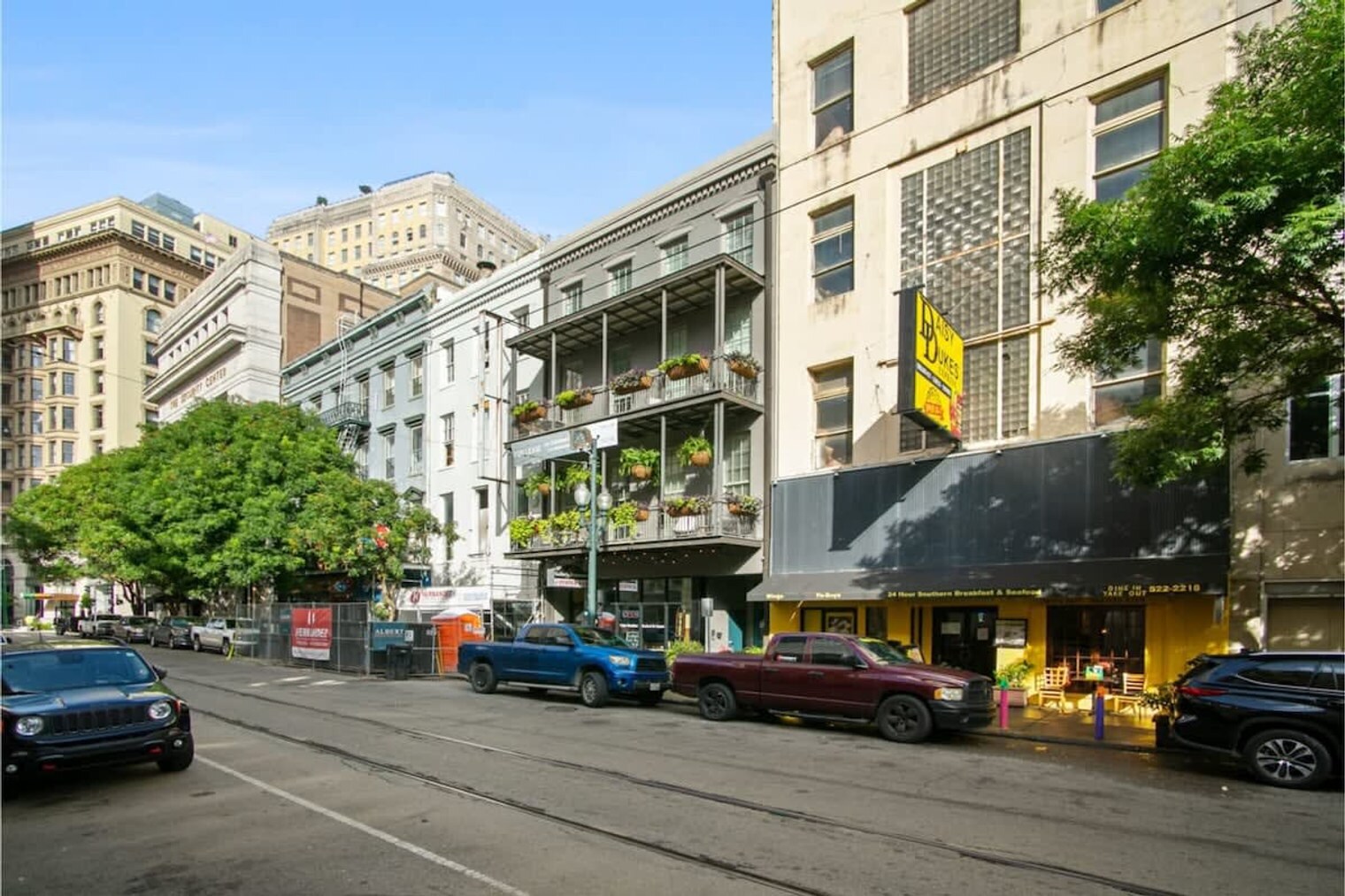 Building Photo - 127 Carondelet St