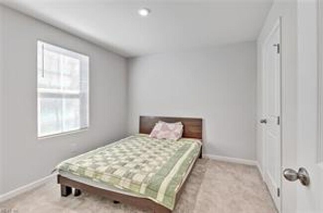 Building Photo - Call Sabrina Thomas at 757-767-0767 for more information