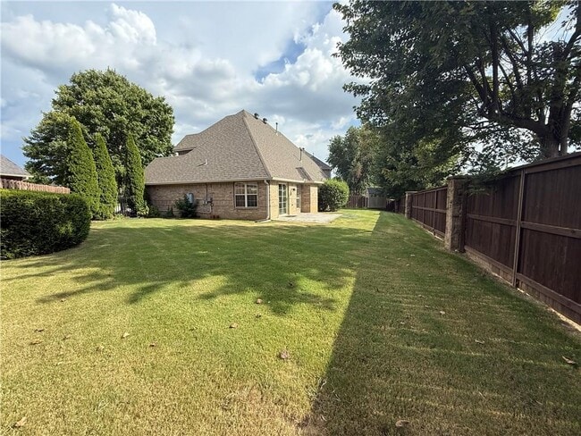 Building Photo - 5317 S Stone Bay Ct