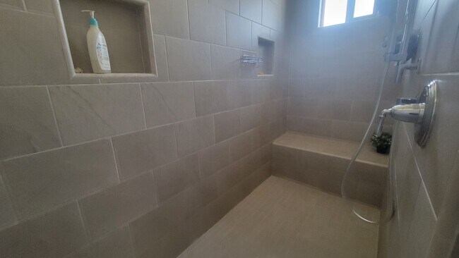 Building Photo - 3701 Parterre Ct
