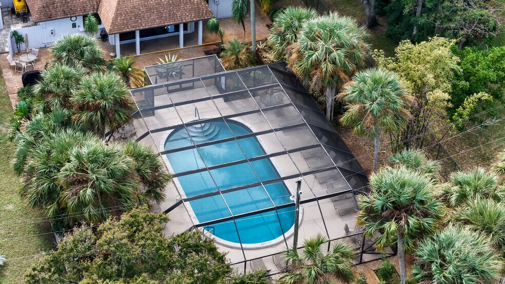 Building Photo - 3937 Arelia Dr N