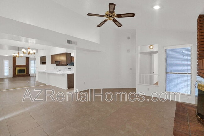 Building Photo - 1625 E Jerome Ave