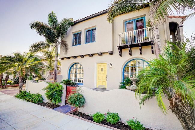 Building Photo - 479 Gaviota Ave