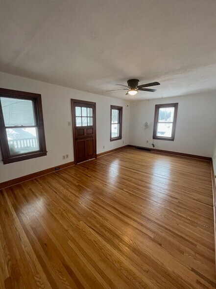 Building Photo - 1109 Virginia Ave