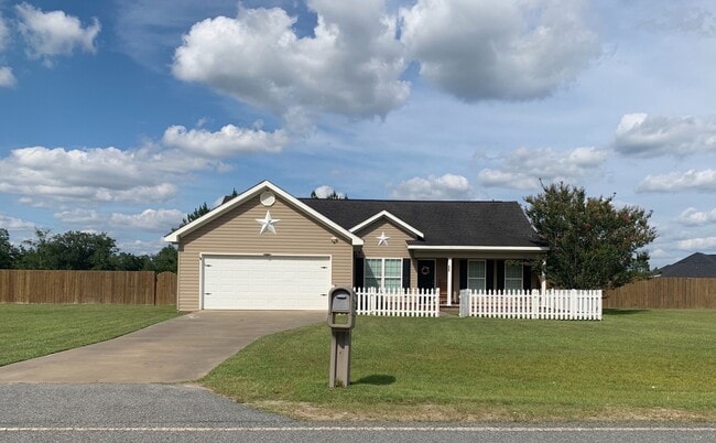 Primary Photo - FOR RENT