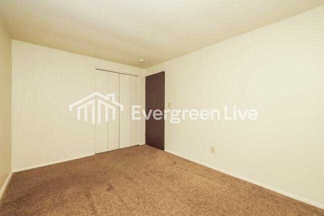 Building Photo - 7972 Blackshear Dr