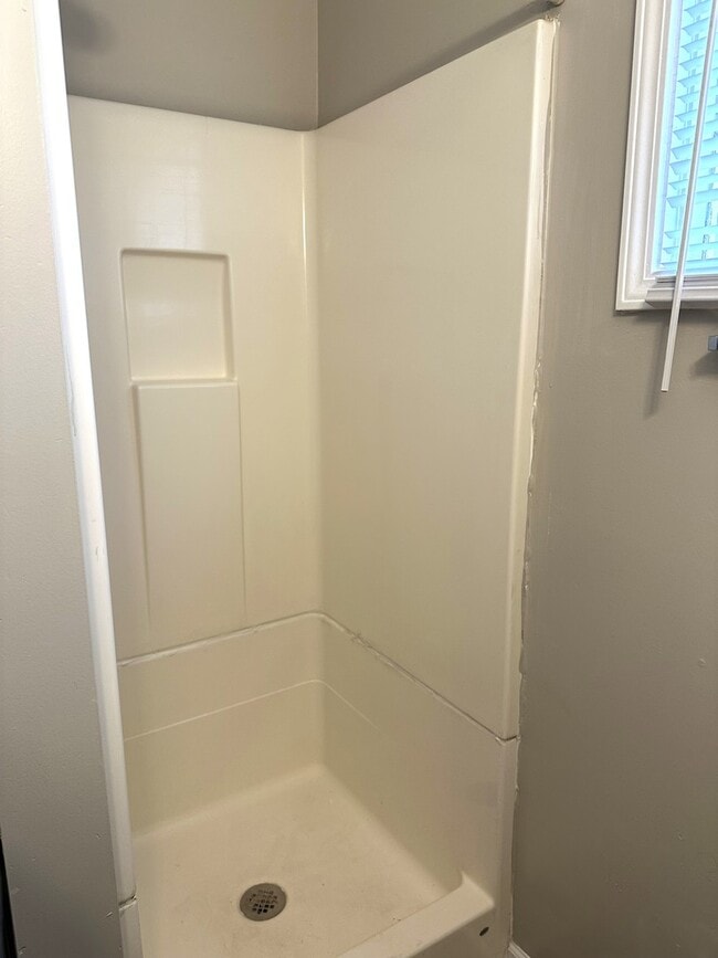 Building Photo - 441 Addison St