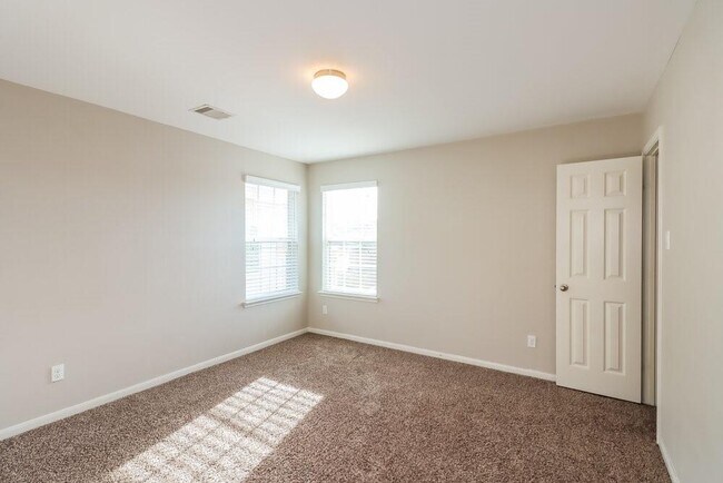 Building Photo - 21822 Octavia Way