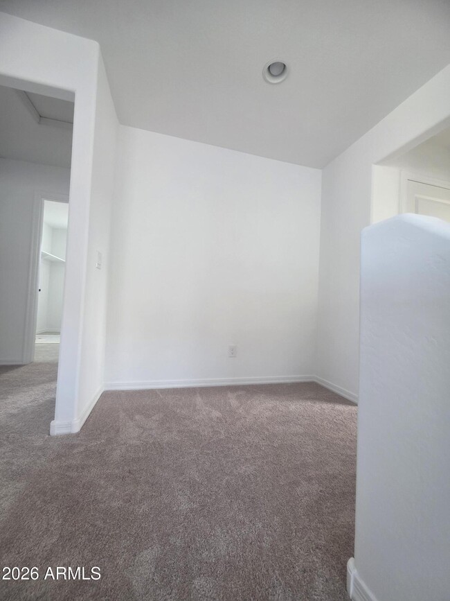 Building Photo - 25244 N 165TH Ln