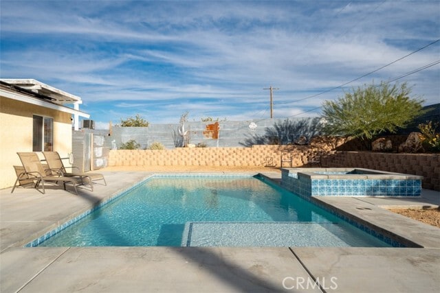 Building Photo - 60205 Latham Trail
