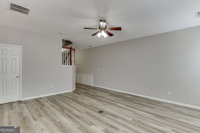 Building Photo - 2421 Elkhorn Ter