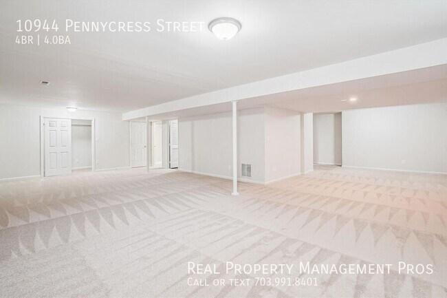 Building Photo - 10944 Pennycress St