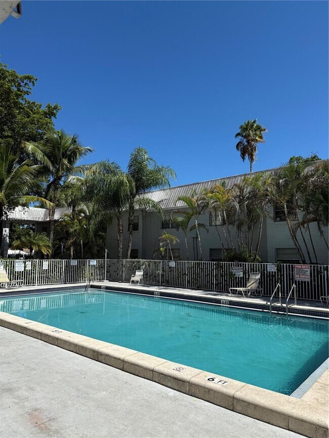 Building Photo - 17255 SW 95th Ave