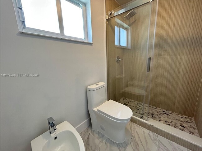 Building Photo - 6611 SW 99th Ave