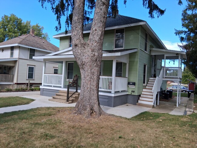 Building Photo - 322 Glenn Ave