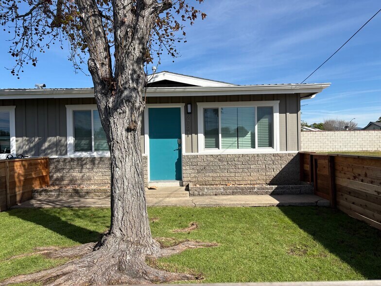 Building Photo - 2721 Drew Ln