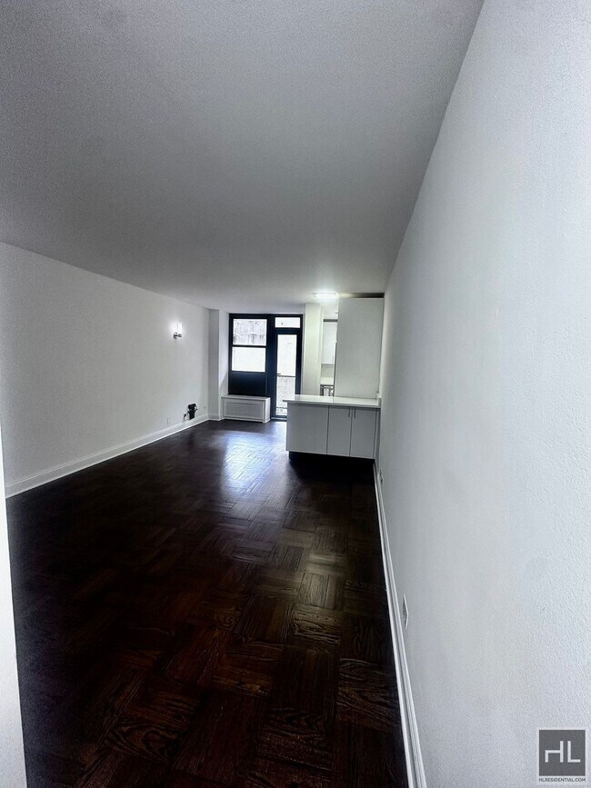 Building Photo - EAST 35 STREET