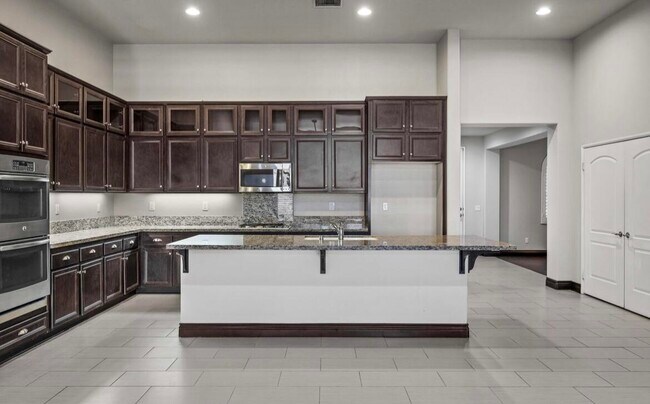 Building Photo - 41190 Corte Alto Collina