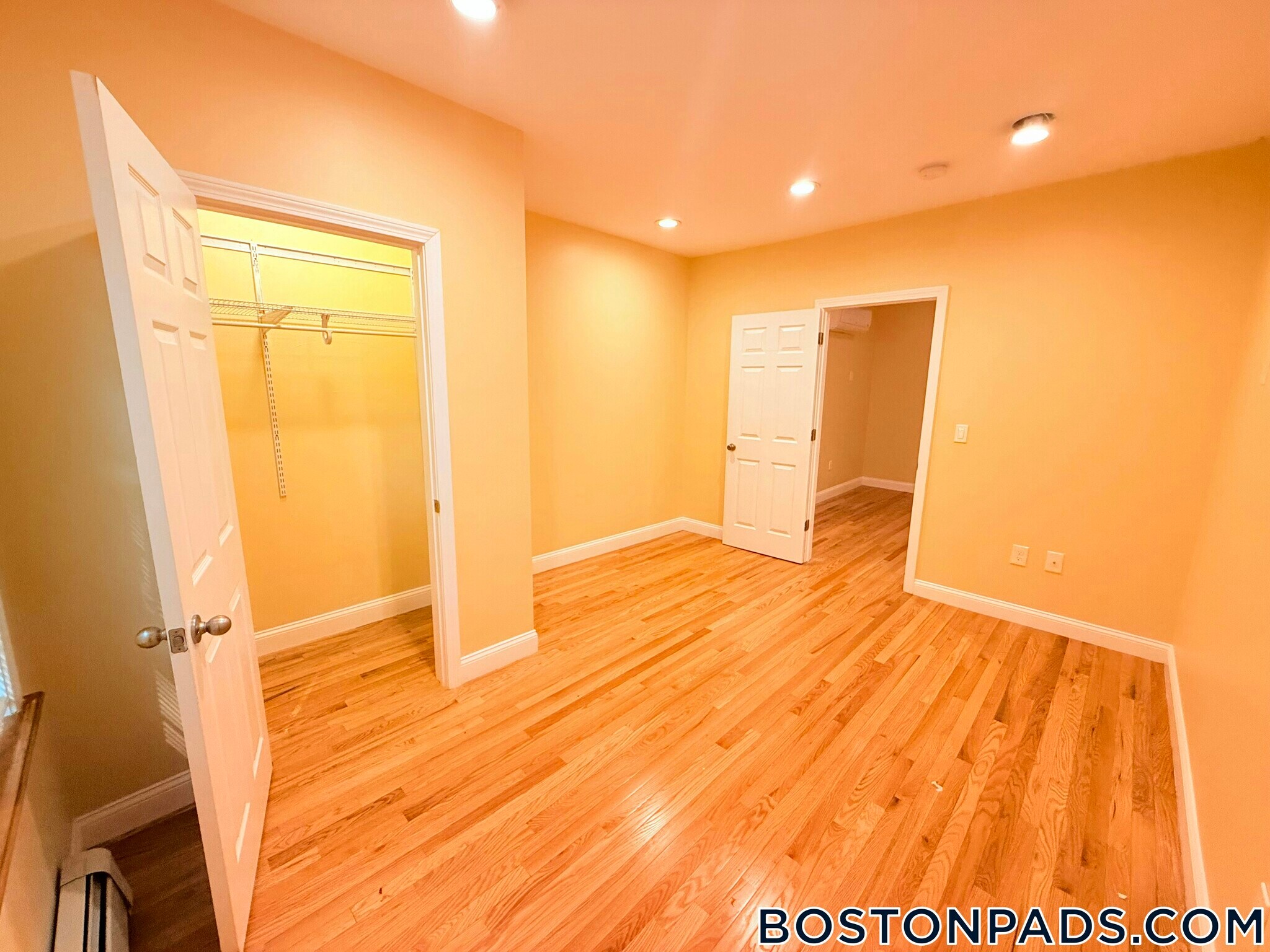 Building Photo - 27 Fessenden St