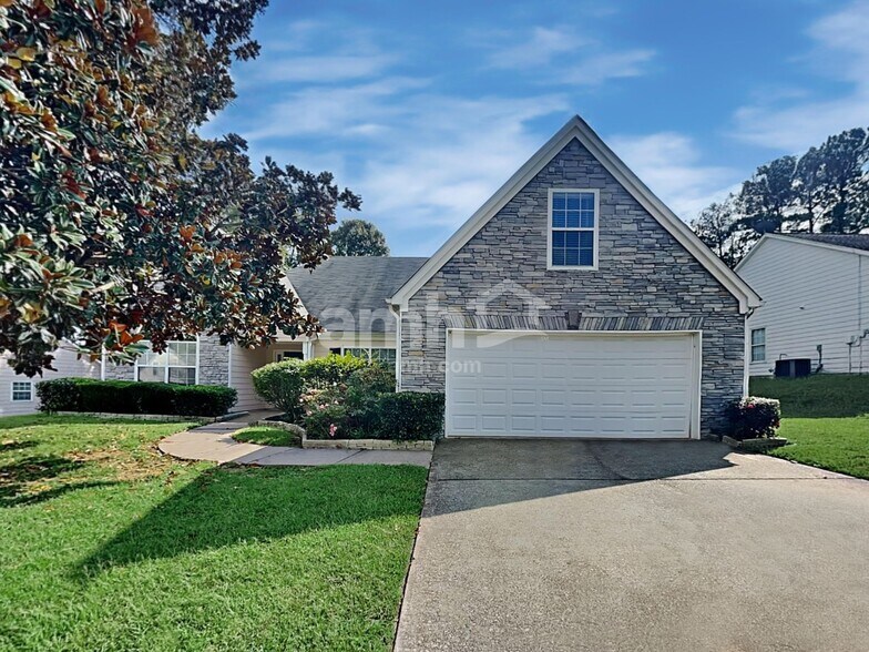 Primary Photo - 643 Bartow Dr