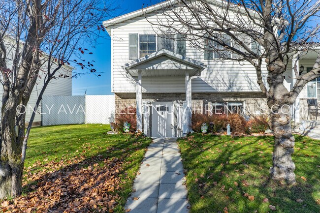 Building Photo - 2270 W 1750 N