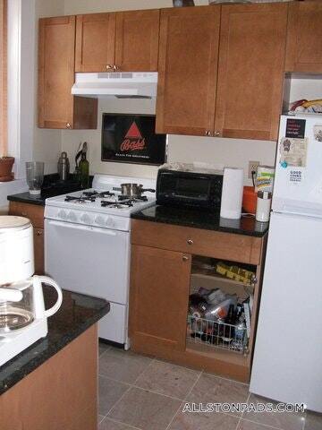 Building Photo - 1197 Commonwealth Ave