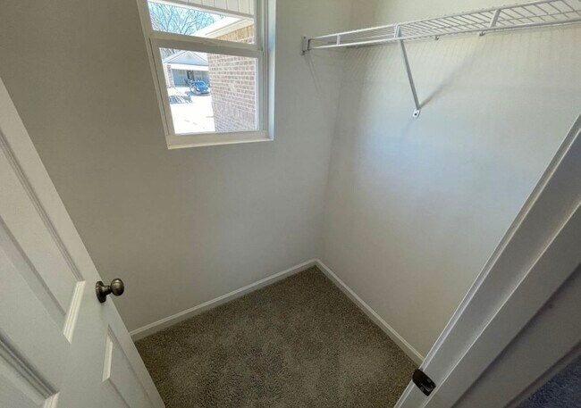 Building Photo - 2135 Twisted Cedar Ct