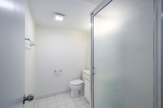 Building Photo - Gorgeous Home in Cottonwood Heights!