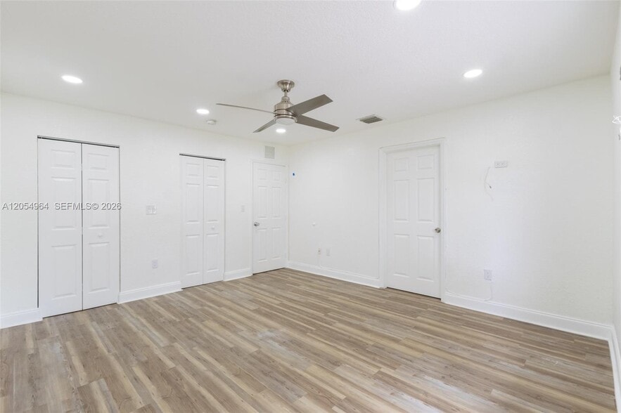 Building Photo - 30 NW 159th St