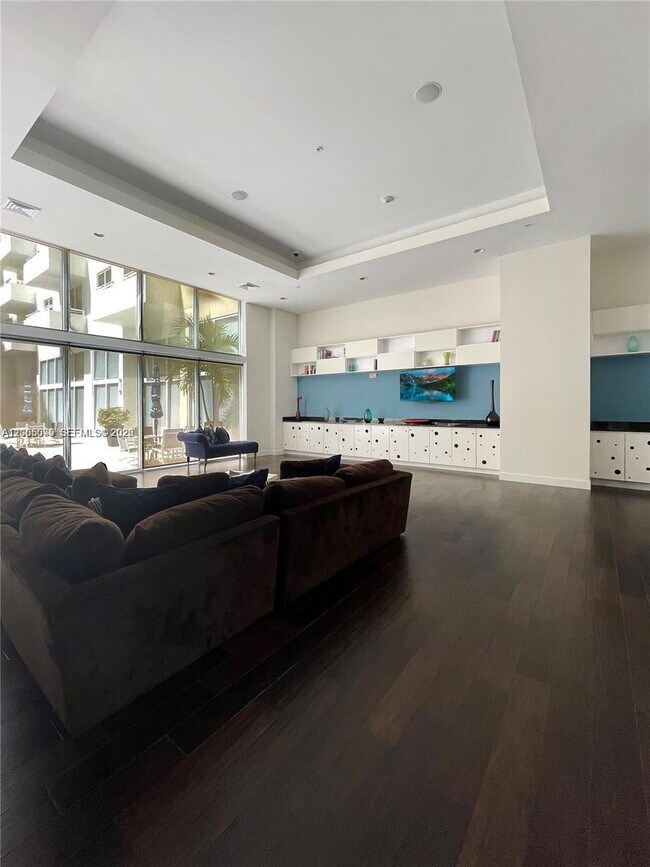 Building Photo - 18800 NE 29th Ave