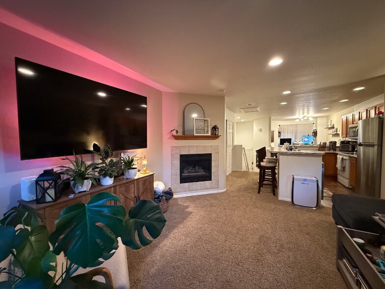 Building Photo - 60 Spyglass Ln