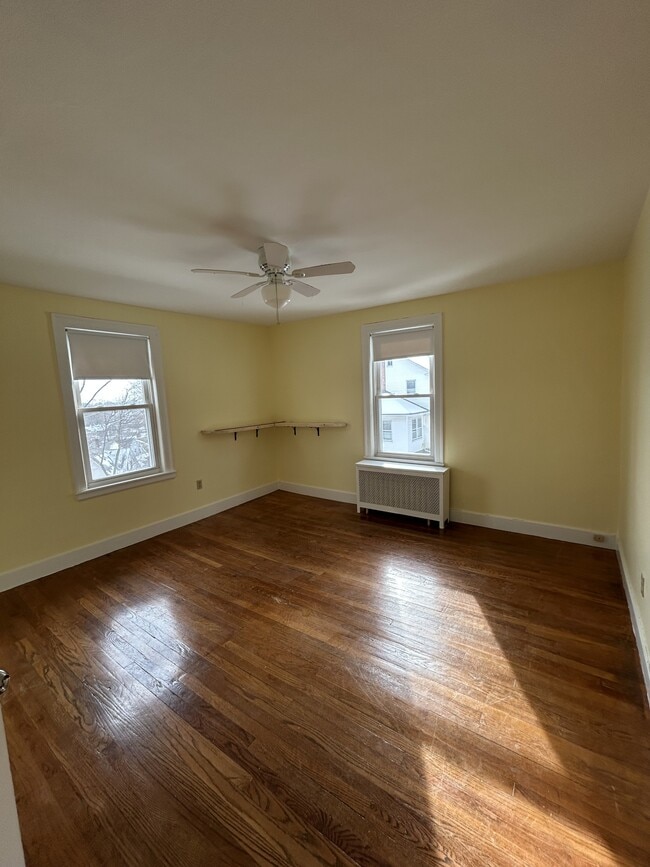 Building Photo - 7 Ureco Terrace