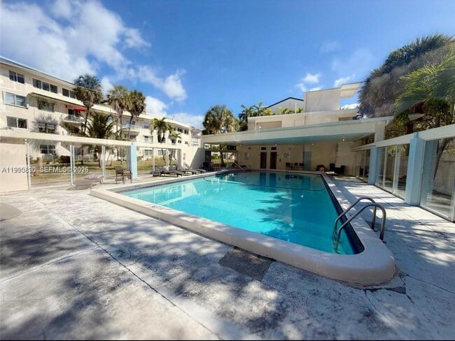 Building Photo - 1967 S Ocean Blvd