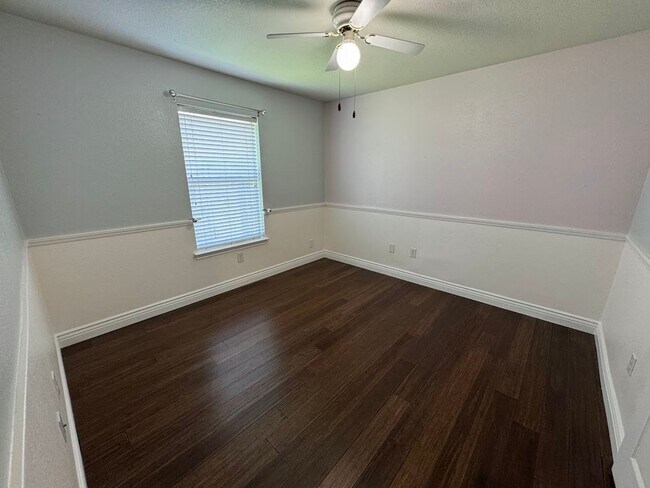 Building Photo - 3-Bedroom House for Rent in Harker  Heights