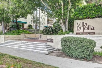 Building Photo - 6455 La Jolla Blvd
