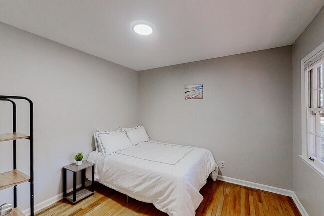 Building Photo - The Castile | Morrow Home living made easy—just a 3-minute drive to Mt Zion Blvd & E Meyer Dr tra...