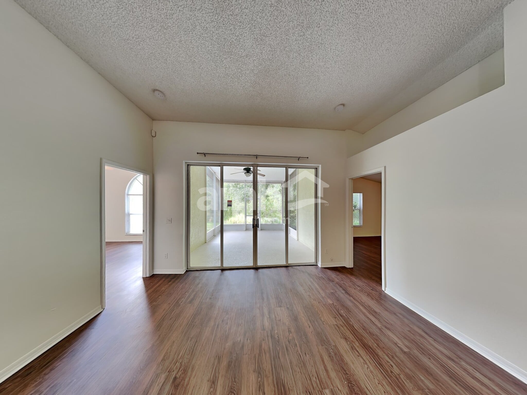 Building Photo - 12636 Enclave Dr