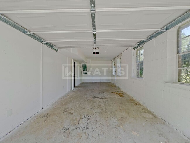 Building Photo - 3-Bed, 2-Bath Split-Level Home in Alabaster