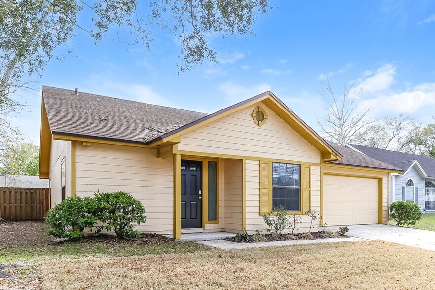 Building Photo - 8134 Cumberland Gap Trail N